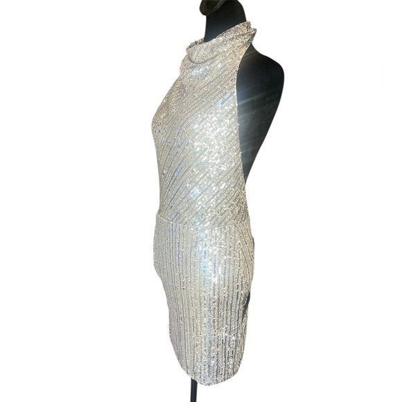 Lulus Glam Behavior Beige Silver Sequin Mock Neck Mini Dress Women’s M NWT - Picture 5 of 8